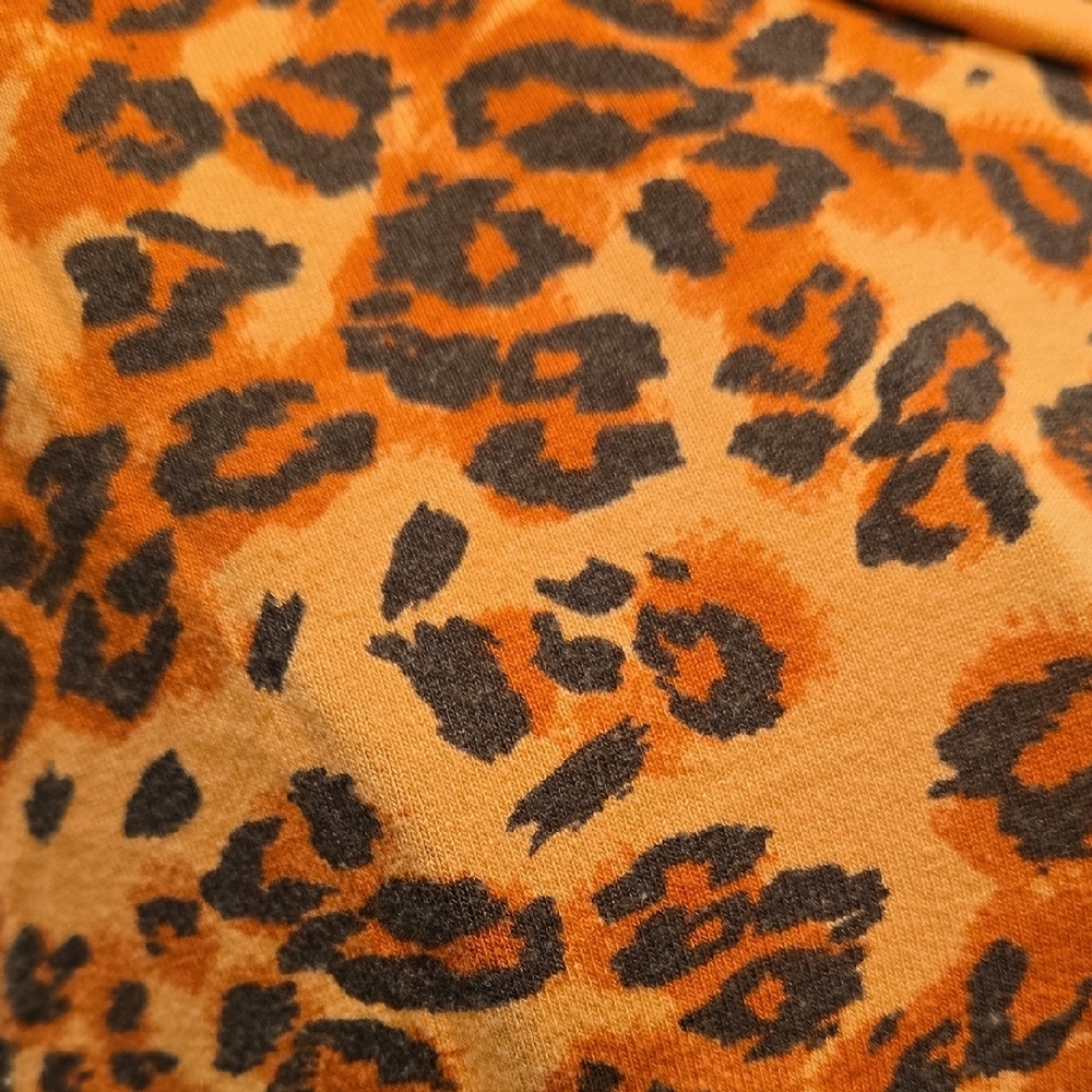 ❤️EUC Torrid Orange Leopard Print Tank Top - Picture 9 of 11